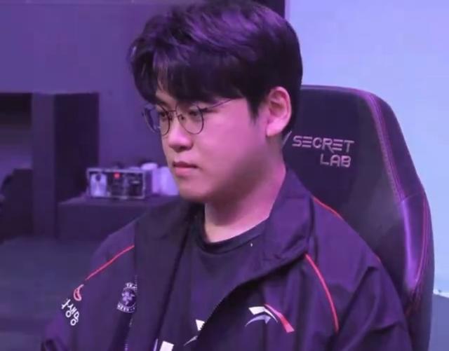 任何传奇和 ThunderTalk Gaming 晋级Rumble阶段 LPL Split 2 2025